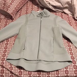 Size 12 lululemon “hot mesh” jacket